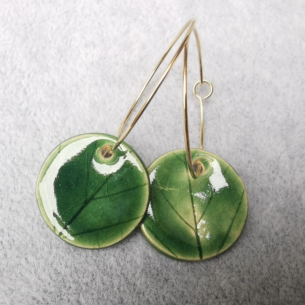 Kolczyki ceramiczne z kołem listki okrągłe - obrazek 3