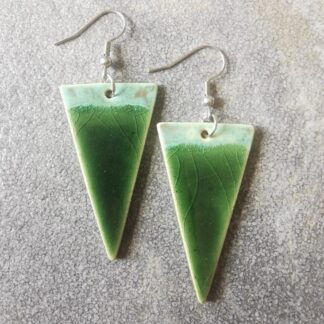 Kolczyki ceramiczne trójkąty zielone